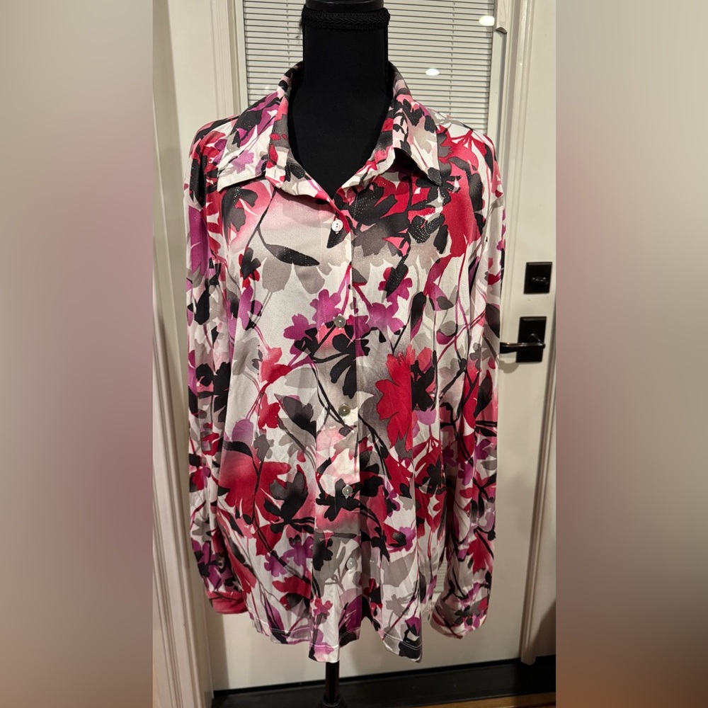 ALFRED DUNNER Red, Pink, Black Long Sleeve Floral Button Down Blouse Size Large